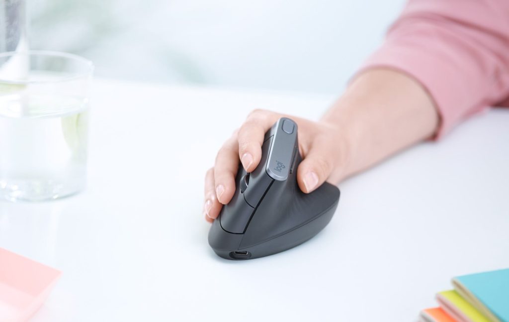 Logitech MX Vertical ergo ماوس الارجونومك