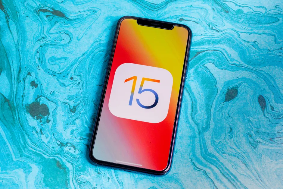 إطلاق iOS 15.4 مع خاصية Universal Control في أجهزة ماك وأيباد